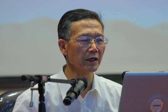郭振有（中国书法家协会会员）