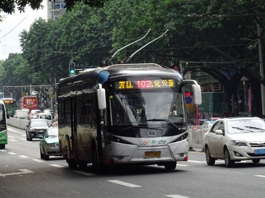 广州公交102路