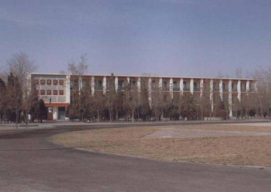银川市第十六中学