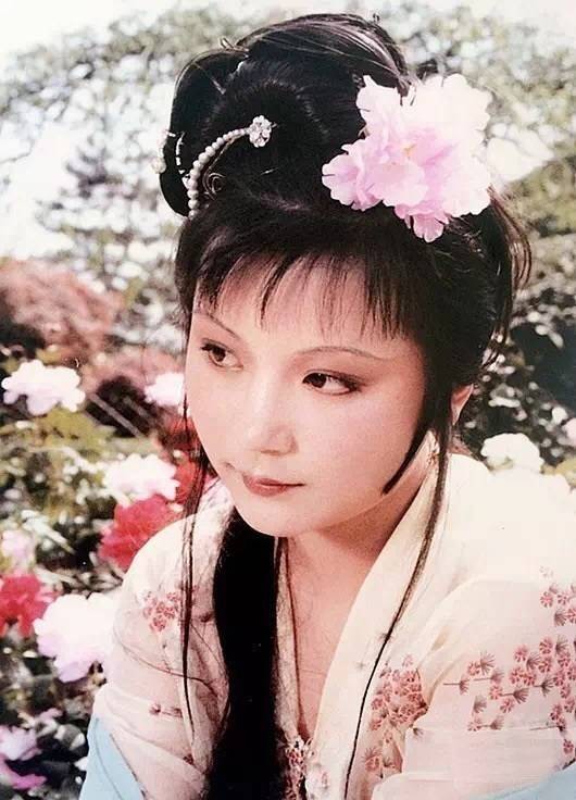 史湘云（古典名著《红楼梦》中的主要人物）