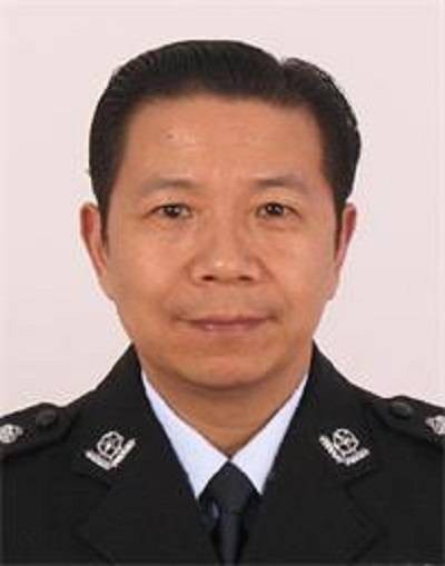 张书军（郑州市公安局党委副书记、常务副局长）
