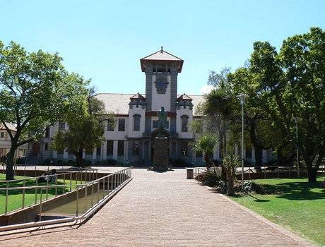 自由州大学