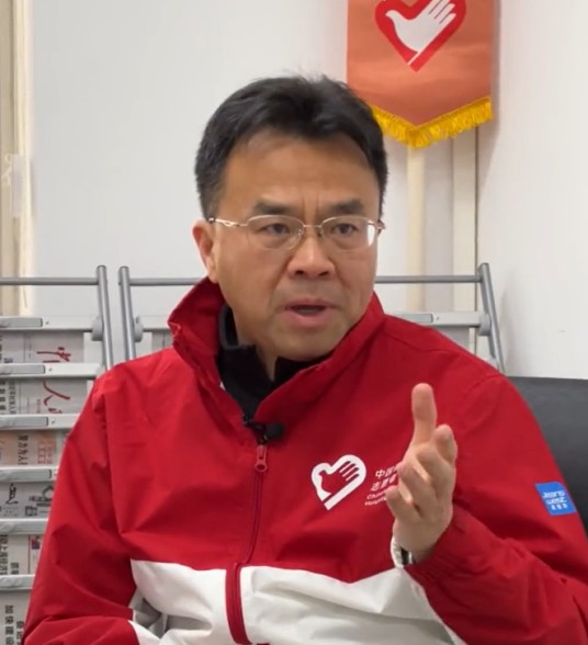 张朝晖（第十四届全国政协委员、外事委员会委员，共青团中央青年志愿者行动指导中心党委书记）