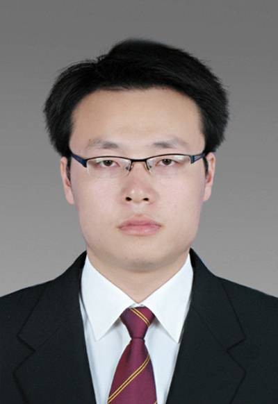 黄聪（衢州市龙游县委政法委员会办公室主任）