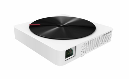 极米Z4X