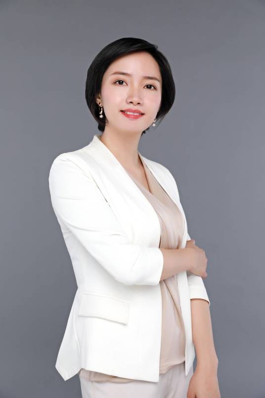 彭琳琳(小步在家早教创始人及CEO)