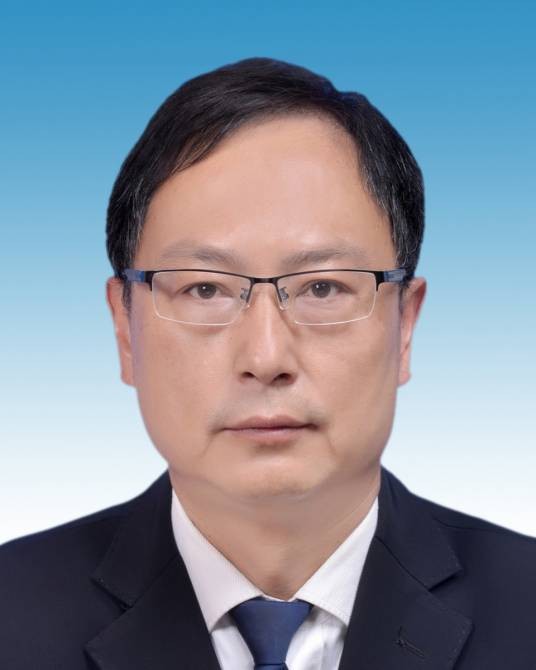 杨宏伟（云南省保山市国防动员委员会综合办公室原专职副主任）