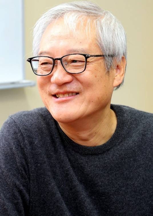 大冢芳忠