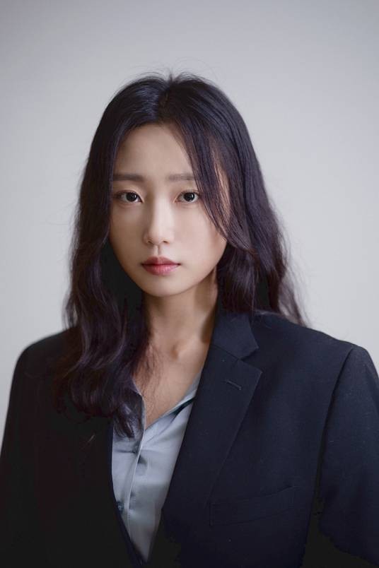 柳善英（韩国女演员）