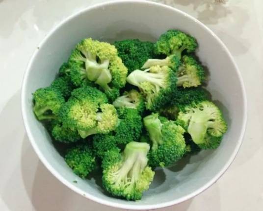 白灼西兰花
