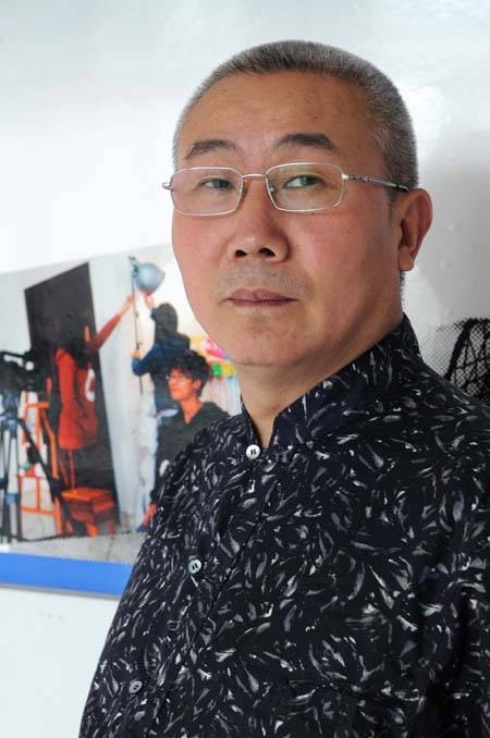 胡绍中（四川大学艺术学院教授）