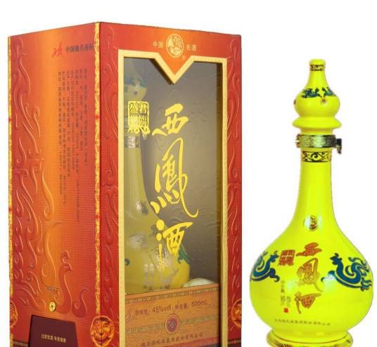 君临盛世西凤酒