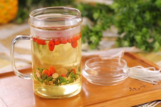 莲子心甘草茶