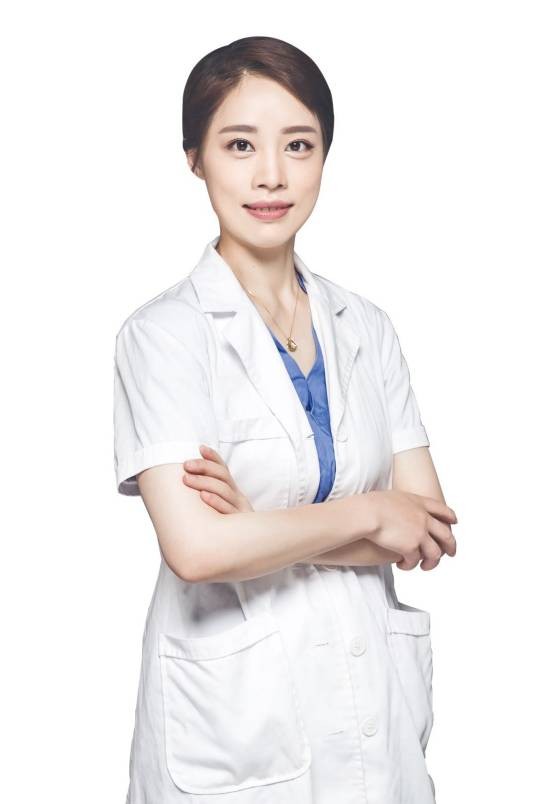 李晓霞（上海瑞欧医疗美容门诊部医生）