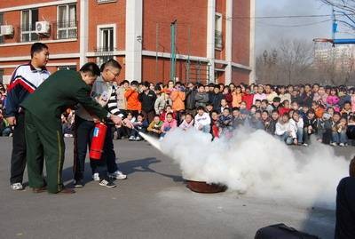天津市和平区昆明路小学