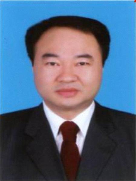 肖勇（湖北省襄阳市人大常委会党组成员、副主任）