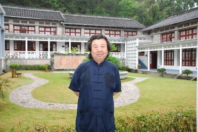 张杰（中国书法家协会会员）