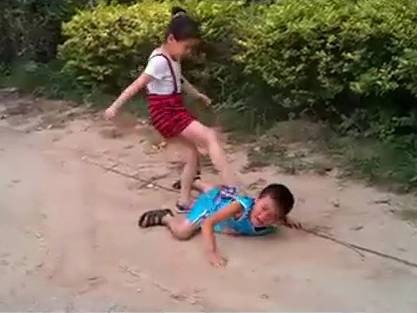 史上最牛小孩打架