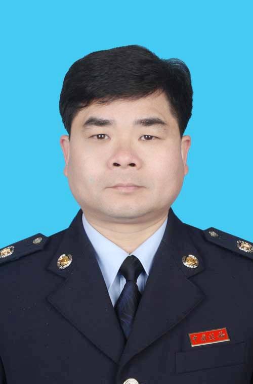陆俊（广西靖西市税务局副局长）