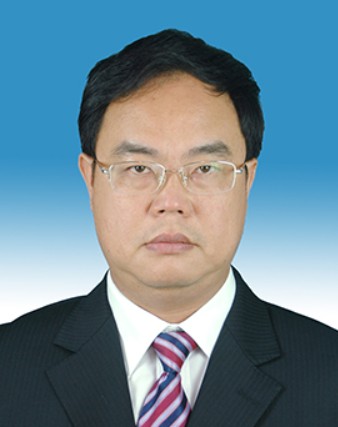 秦昆（广西壮族自治区供销合作联社理事会副主任、党组成员）
