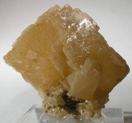 棕色氧化钨
