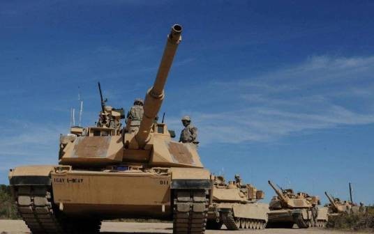 M1A2主战坦克(美国1993年列装M1系列主战坦克新改型号)