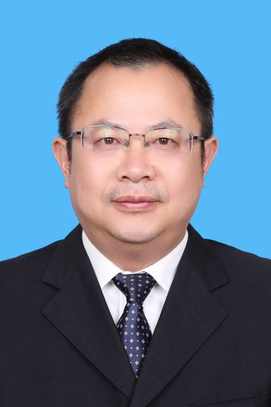 周飞（广西壮族自治区大数据发展局党组成员，自治区信息中心党委书记、主任，自治区大数据研究院院长）