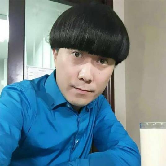 黄小飞（陈翔六点半签约演员蘑菇头）