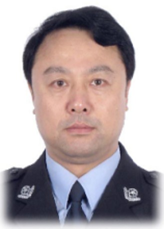 白显辉
