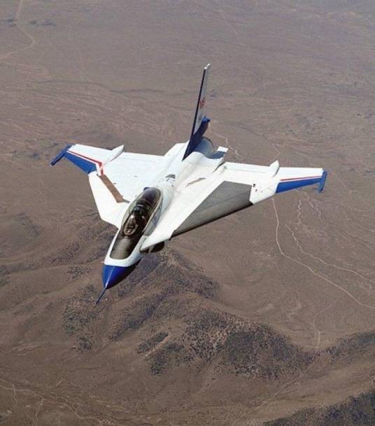 F-16XL