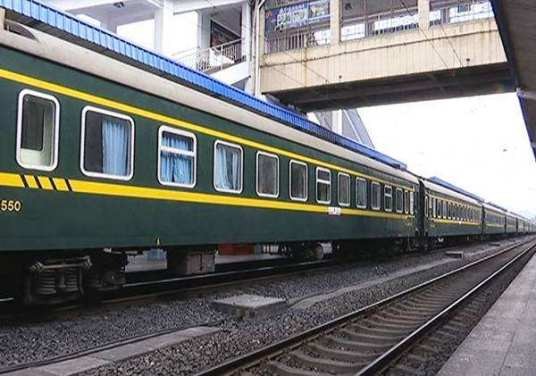 K146次列车