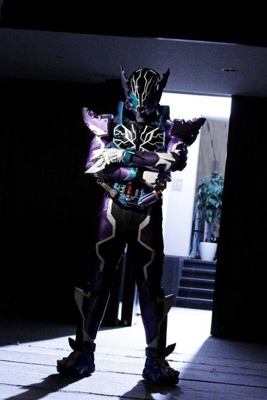假面骑士Rogue