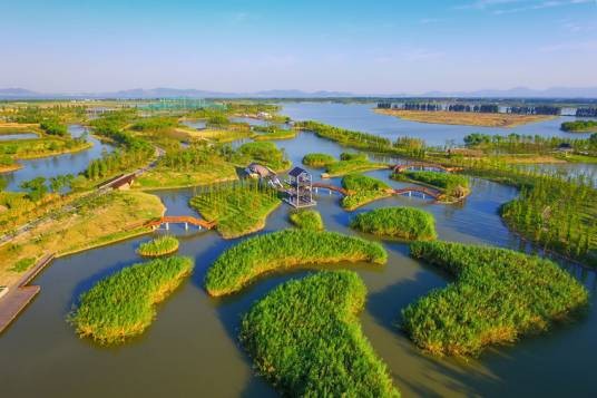 固城湖水慢城