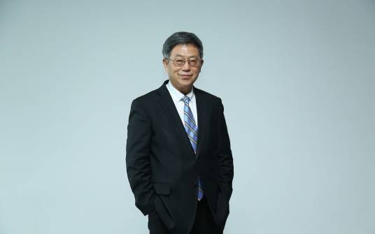 迟福林
