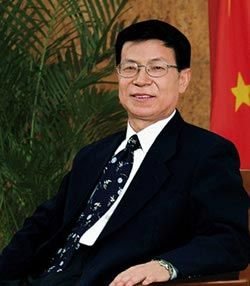 陈必亭的介绍