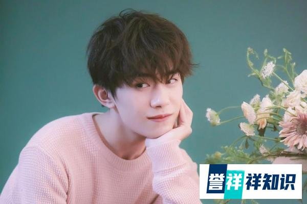 网传TFBOYS八月将发新歌，消息火爆全网，网友的评论耐人寻味