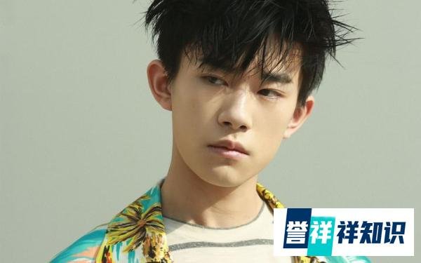 网传TFBOYS八月将发新歌，消息火爆全网，网友的评论耐人寻味