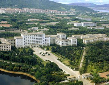 华中理工大学在哪里？