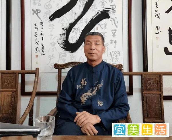 著名艺术家 - 张洪恩