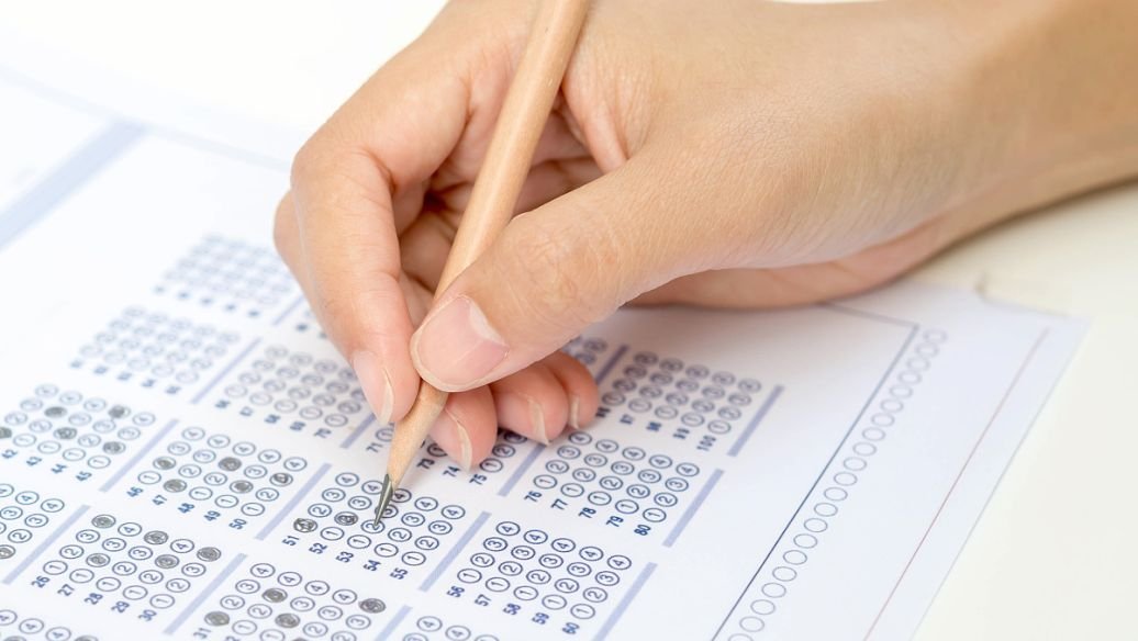 刻画入微是成语吗
