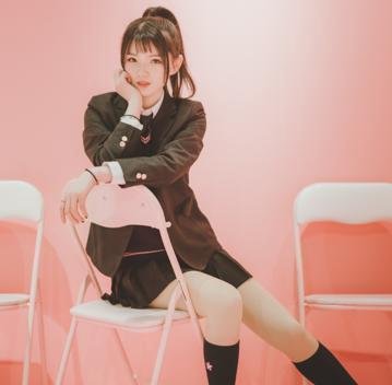 人美枪刚大长腿!这几个CF女主播你认识几位?
