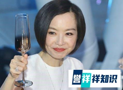 当红主持人的年收入排行,何炅3000万只能排第二,第一高达上亿