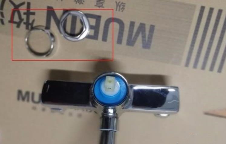 如何拆装太阳能的混水阀?