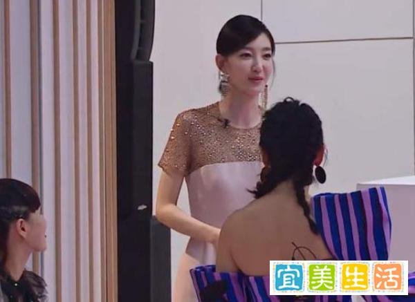 人设崩塌的王丽坤做了啥？只因选组中坚持自己，惨遭吐槽玩不起