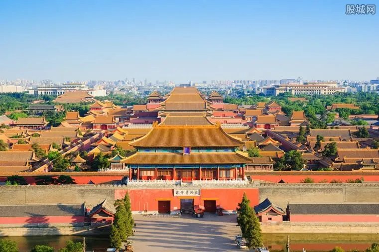 清明上河图再展出 百年文物收藏价值不可估量