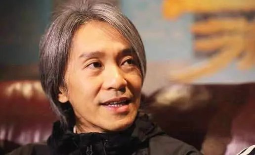 周星驰何时复出是什么情况：周星驰何时复出有答案了