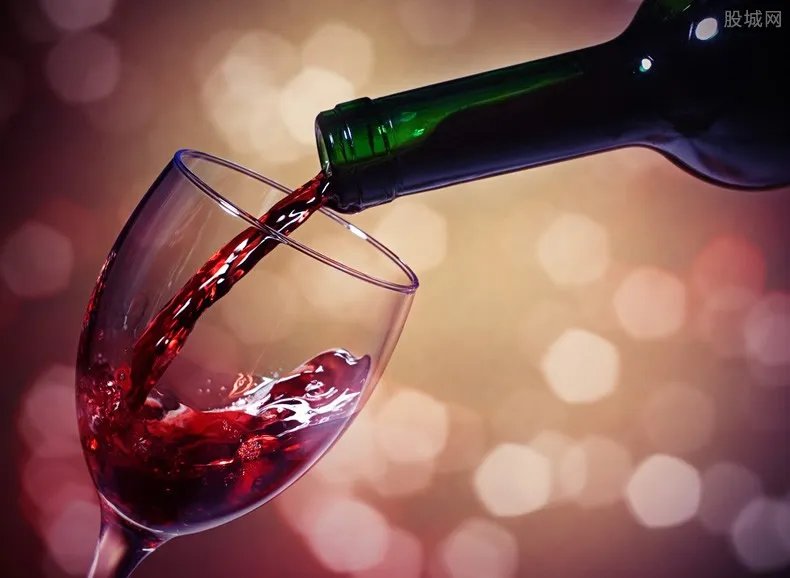 沈阳打掉酒托团伙 酒托女数月获利3万多元
