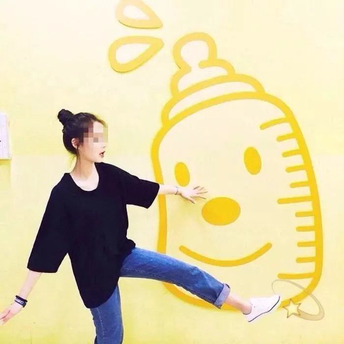 女留学生骗走父亲300万干什么用?