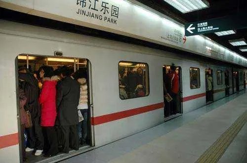 上海地铁将禁手机外放,还有什么其他规定?