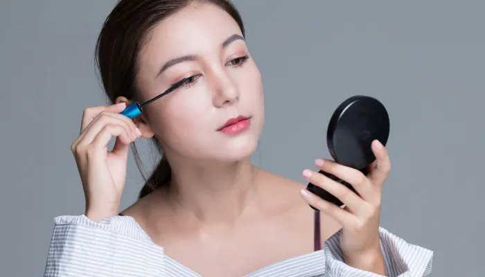 刷了睫毛膏怎么卸妆 睫毛膏卸妆怎么卸
